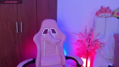 Aurora  online show from February 26, 2026, 7:35 pm