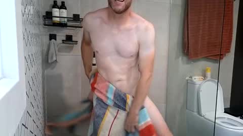 Snapshot of aussieweapon chatting on January 19, 2025, 10:39 pm Nick online show from January 19, 2025, 10:39 pm