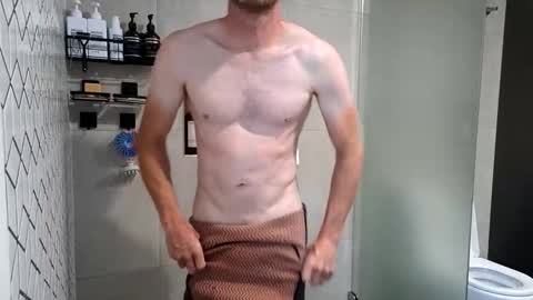 Snapshot of aussieweapon chatting on March 3, 2026, 7:14 am Nick online show from March 3, 2026, 7:14 am