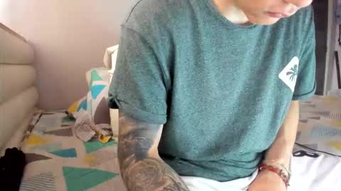 Snapshot of austin1119a chatting on February 21, 2026, 6:42 pm austin1119a online show from February 21, 2026, 6:42 pm