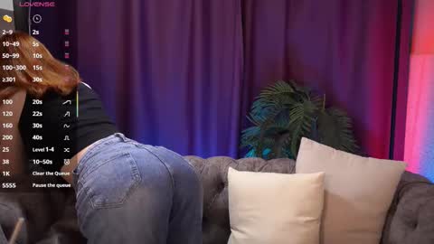  Ava  online show from February 25, 2026, 1:32 pm