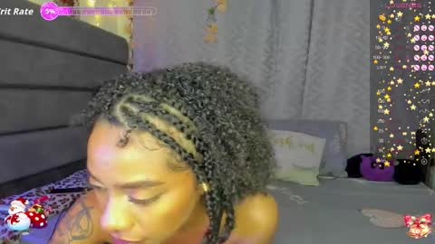 Avril online show from December 16, 2025, 4:06 am