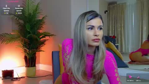 Snapshot of avrillcyrux chatting on February 27, 2026, 8:14 am AVRILL CYRUX online show from February 27, 2026, 8:14 am