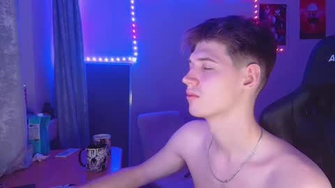 Snapshot of axel_0ne chatting on February 24, 2026, 11:36 pm axel_0ne online show from February 24, 2026, 11:36 pm