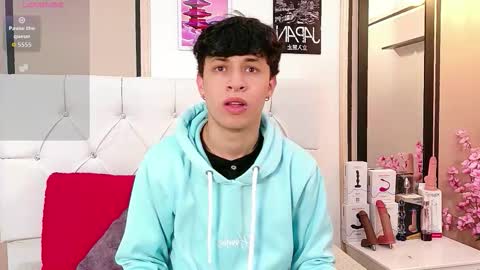 Axel Evanss online show from February 3, 2026, 12:32 pm