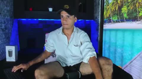 Snapshot of axell_cross2 chatting on January 23, 2025, 10:01 pm Axell Cross2 online show from January 23, 2025, 10:01 pm