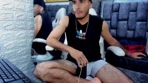 Snapshot of axell_cross2 chatting on February 27, 2025, 4:09 am Axell Cross2 online show from February 27, 2025, 4:09 am