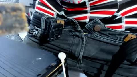 Snapshot of axell_cross2 chatting on February 28, 2025, 4:21 am Axell Cross2 online show from February 28, 2025, 4:21 am