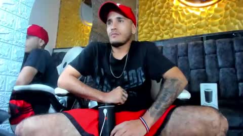 Snapshot of axell_cross2 chatting on March 1, 2025, 1:53 am Axell Cross2 online show from March 1, 2025, 1:53 am