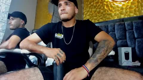 Snapshot of axell_cross2 chatting on March 2, 2025, 9:21 am Axell Cross2 online show from March 2, 2025, 9:21 am