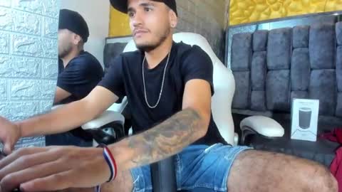 Snapshot of axell_cross2 chatting on March 3, 2025, 11:14 pm Axell Cross2 online show from March 3, 2025, 11:14 pm