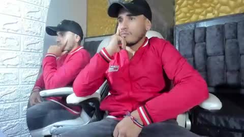 Snapshot of axell_cross2 chatting on March 5, 2025, 1:31 am Axell Cross2 online show from March 5, 2025, 1:31 am