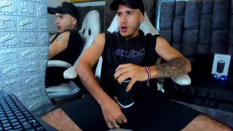 Snapshot of axell_cross2 chatting on March 6, 2025, 5:46 am Axell Cross2 online show from March 6, 2025, 5:46 am