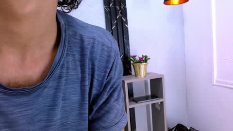 Snapshot of axell_steel chatting on February 24, 2026, 6:50 pm axell_steel online show from February 24, 2026, 6:50 pm