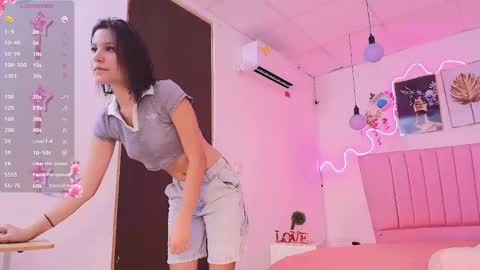 Snapshot of azul_horny chatting on February 4, 2025, 8:59 pm PRINCESS AZUL. online show from February 4, 2025, 8:59 pm