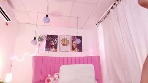 Snapshot of azul_horny chatting on September 25, 2025, 8:45 pm PRINCESS AZUL. online show from September 25, 2025, 8:45 pm