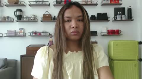 marie online show from October 17, 2025, 4:59 am