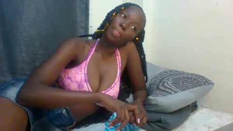 babrahazz26 online show from February 19, 2026, 8:38 pm