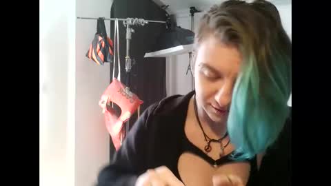 Honey online show from February 19, 2026, 10:55 am