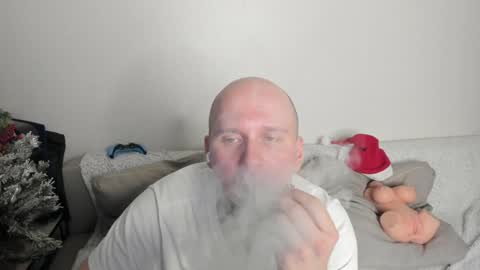 Snapshot of bad_hot_boy__209123 chatting on January 3, 2025, 6:35 pm Mike online show from January 3, 2025, 6:35 pm