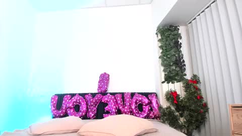 Snapshot of badd_habitss chatting on February 23, 2026, 3:09 pm Vika online show from February 23, 2026, 3:09 pm