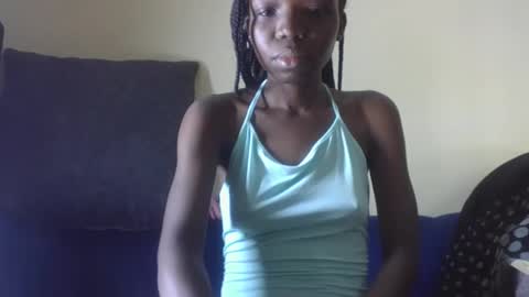 Snapshot of baddie_floxxy chatting on February 16, 2026, 10:00 am baddie_floxxy online show from February 16, 2026, 10:00 am