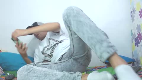 Snapshot of badjuanhot chatting on January 9, 2025, 3:26 am Juan Help us reach 100 likes online show from January 9, 2025, 3:26 am