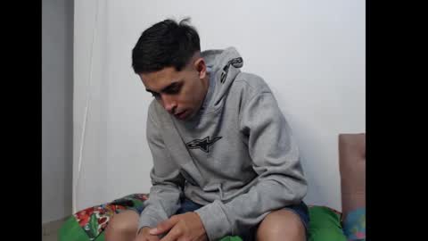 Snapshot of badjuanhot chatting on January 13, 2025, 1:34 am Juan Help us reach 100 likes online show from January 13, 2025, 1:34 am