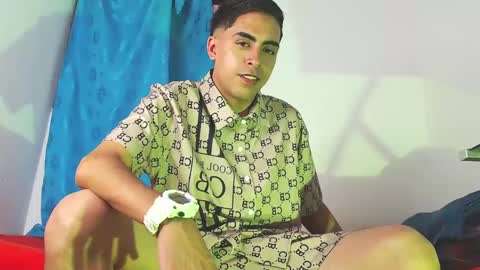 Snapshot of badjuanhot chatting on January 26, 2025, 11:18 pm Juan Help us reach 100 likes online show from January 26, 2025, 11:18 pm