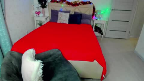 Snapshot of bagira_tina chatting on December 28, 2024, 8:15 pm Bagira online show from December 28, 2024, 8:15 pm