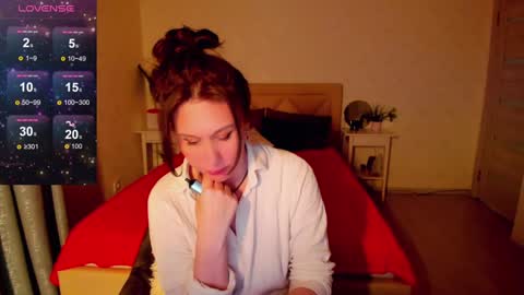 Snapshot of bagira_tina chatting on January 11, 2025, 1:37 am Bagira online show from January 11, 2025, 1:37 am