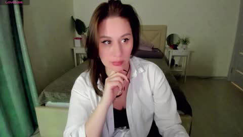 Snapshot of bagira_tina chatting on January 27, 2025, 3:26 am Bagira online show from January 27, 2025, 3:26 am