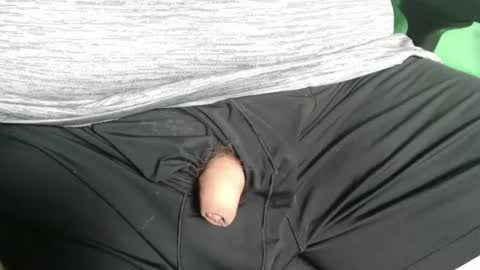 Snapshot of bate_bro84 chatting on February 5, 2025, 1:47 am Bate Bro84 online show from February 5, 2025, 1:47 am