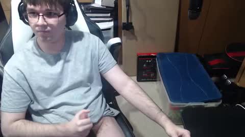 Snapshot of baterricky chatting on February 16, 2025, 9:16 pm Ricky online show from February 16, 2025, 9:16 pm