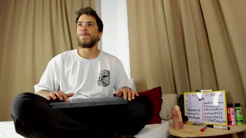 beard_xox online show from January 25, 2025, 10:07 pm