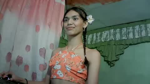 Snapshot of beautyhotasia123 chatting on December 20, 2024, 6:08 am beautyhotasia123 online show from December 20, 2024, 6:08 am