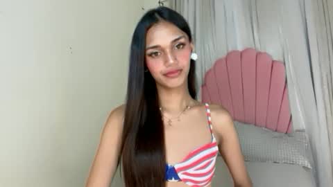 Snapshot of beautyhotasia123 chatting on October 10, 2025, 2:49 pm beautyhotasia123 online show from October 10, 2025, 2:49 pm