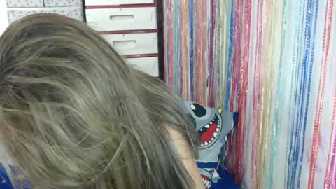 Snapshot of bebelove25 chatting on January 5, 2025, 3:22 am bebelove25 online show from January 5, 2025, 3:22 am