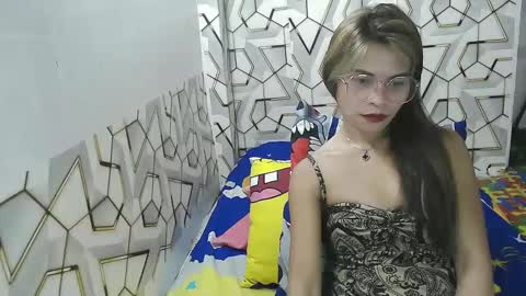 Snapshot of bebelove25 chatting on January 20, 2025, 2:11 am bebelove25 online show from January 20, 2025, 2:11 am