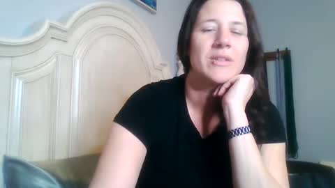 Bella online show from March 1, 2025, 1:53 am