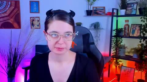 Snapshot of bellatrixllestrange chatting on December 23, 2024, 10:55 pm Bella. Ntmu online show from December 23, 2024, 10:55 pm