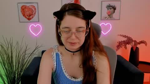 Snapshot of bellatrixllestrange chatting on February 4, 2025, 5:01 pm Bella. Ntmu online show from February 4, 2025, 5:01 pm