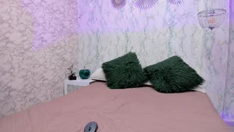 Snapshot of bendyannie chatting on October 6, 2025, 10:18 pm YANNIE online show from October 6, 2025, 10:18 pm