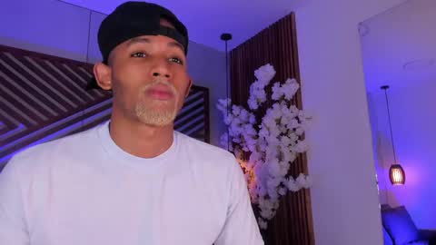 Snapshot of bento_fox chatting on February 1, 2026, 4:00 am bento_fox online show from February 1, 2026, 4:00 am