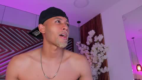 Snapshot of bento_fox chatting on February 5, 2026, 3:55 am bento_fox online show from February 5, 2026, 3:55 am