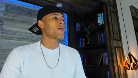 Snapshot of bento_fox chatting on February 24, 2026, 2:42 am bento_fox online show from February 24, 2026, 2:42 am