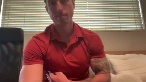 Snapshot of bestcoast35 chatting on December 15, 2025, 5:50 pm Bestcoast3579 online show from December 15, 2025, 5:50 pm