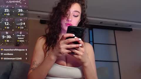 Snapshot of bethollan chatting on March 6, 2025, 12:19 pm Elizabeth online show from March 6, 2025, 12:19 pm