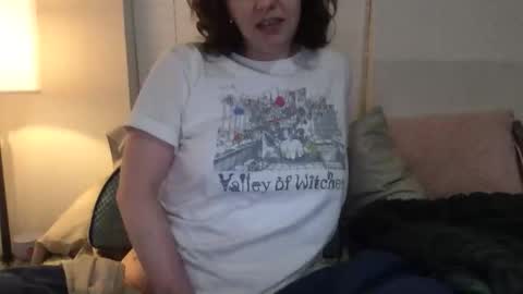 Snapshot of bibibi999 chatting on February 17, 2026, 11:44 pm Rose online show from February 17, 2026, 11:44 pm