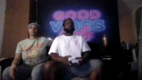 thatcoupledawg online show from January 8, 2026, 3:31 am